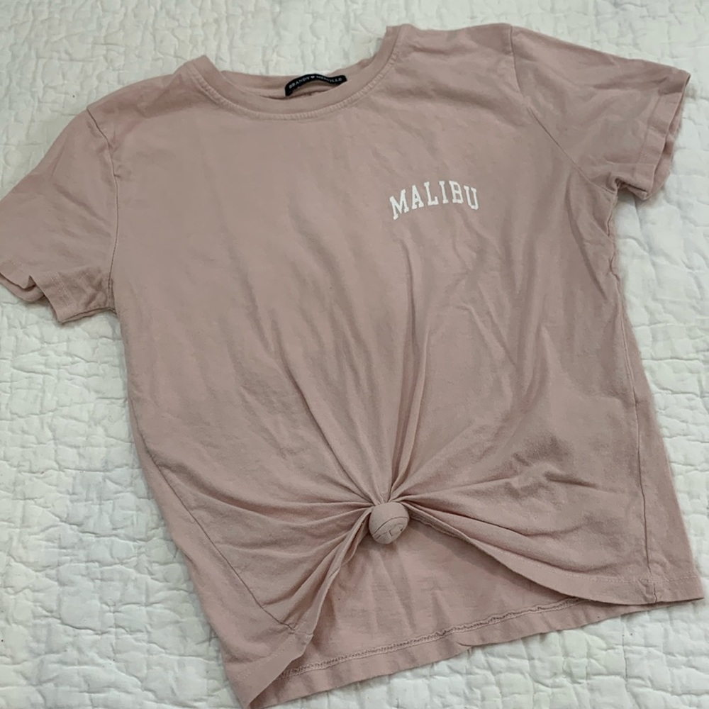 Brandy Melville tee shirt